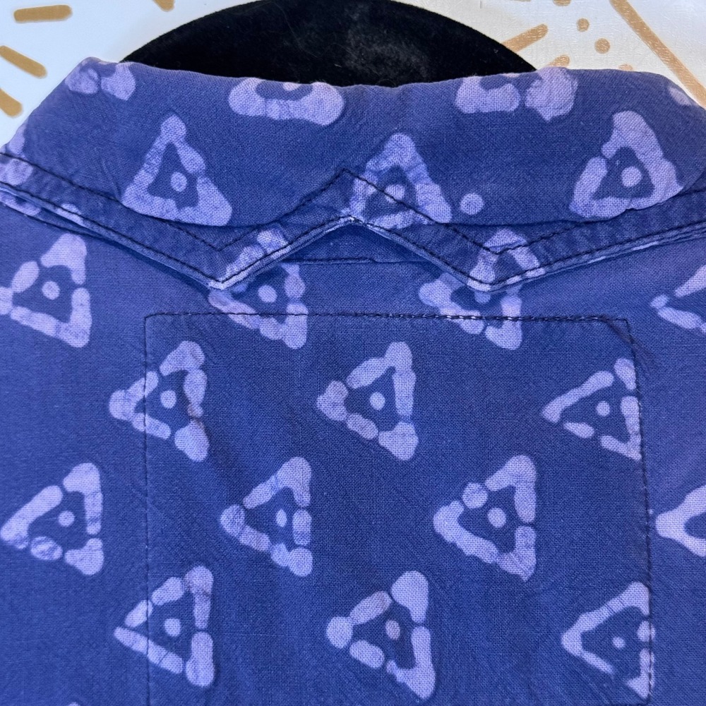 Vintage Button Down Shirt Size M Purple Batik Geometric Cotton Summer Casual - Picture 10 of 13